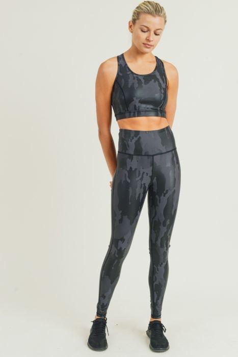 Camo sports bra and leggings set – All There Boutique