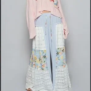 POL Lace and Floral Pants