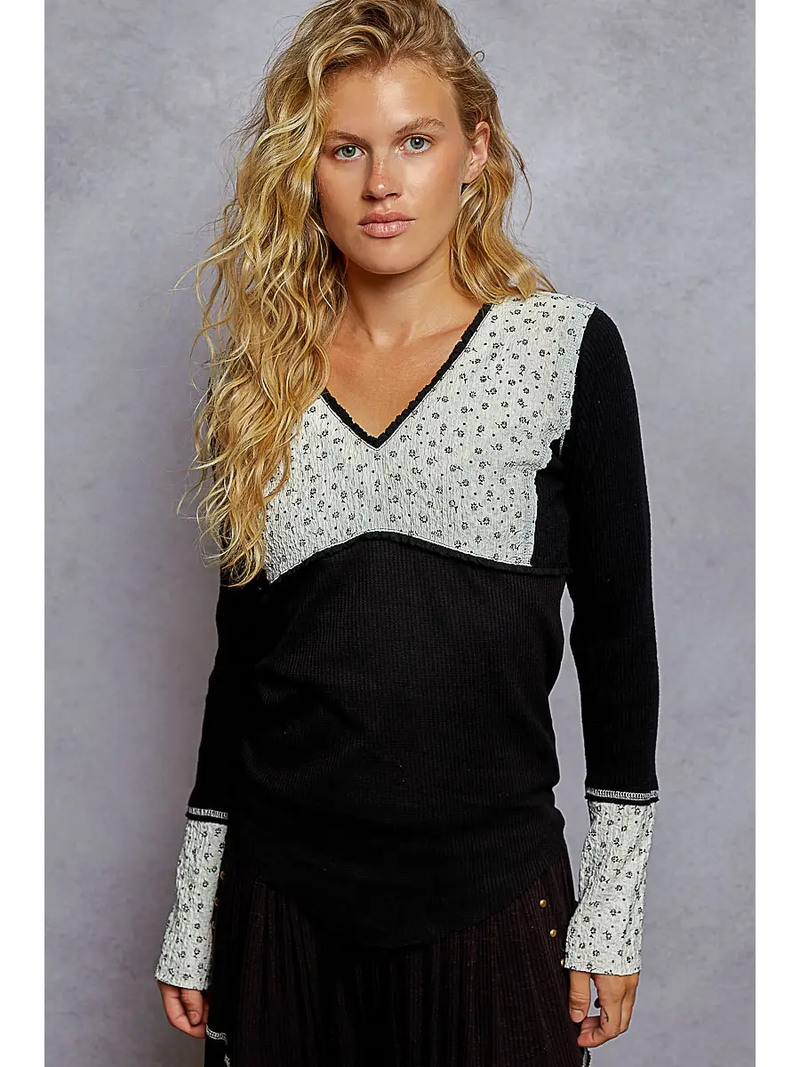 POL Black Vneck Floral Thermal