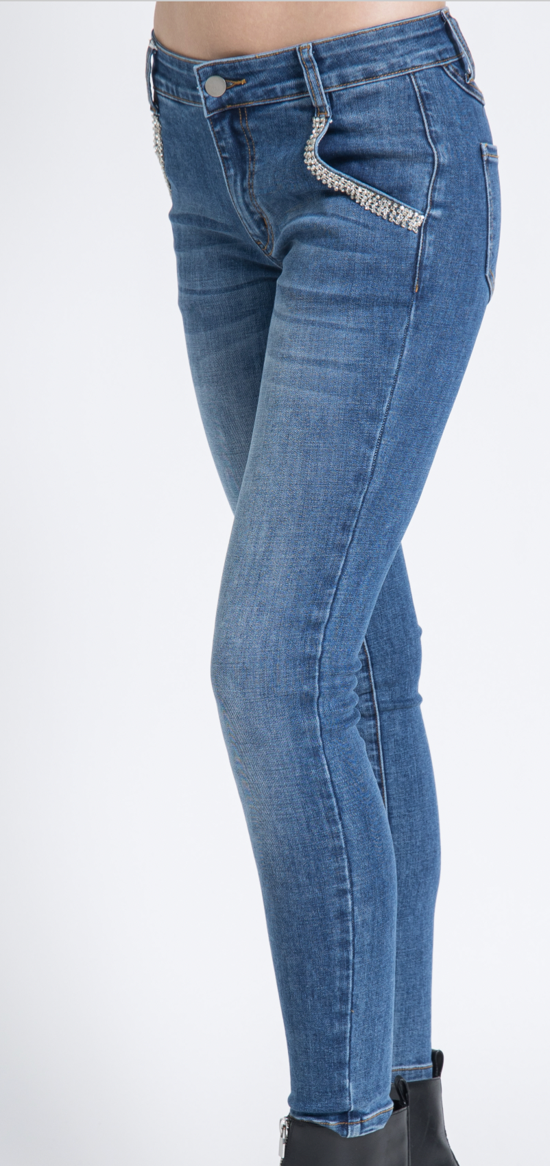 Rhinestone pocket jeans